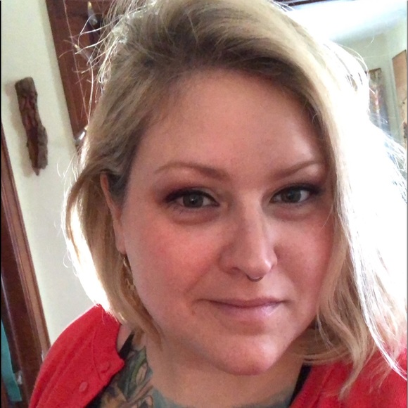 Meet your Posher, Hetta - Picture 4 of 5